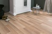 Parchet laminat Kaindl Classic Touch Stejar 37195
